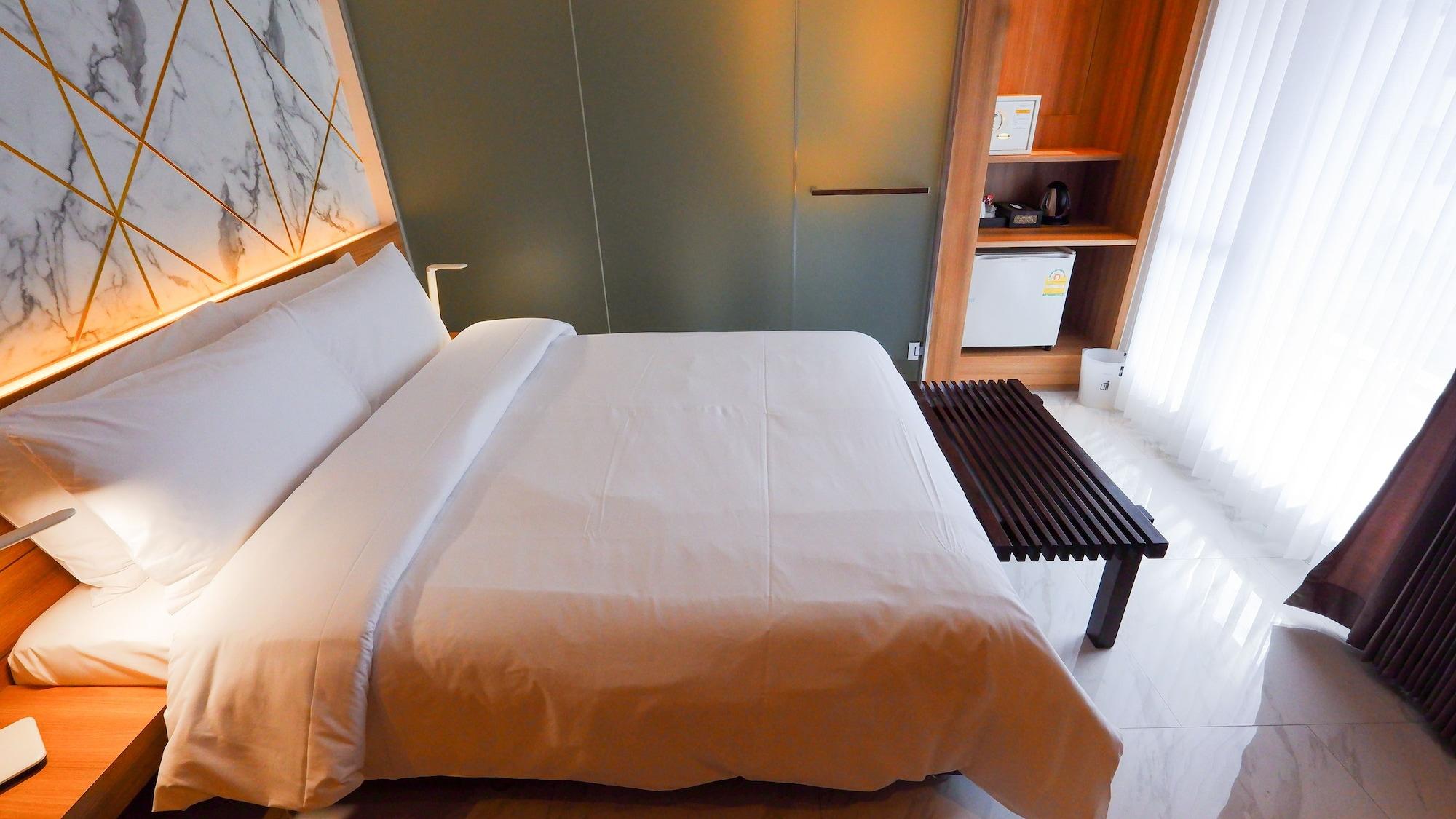 Pinnacle Dream Bangkok Bagian luar foto