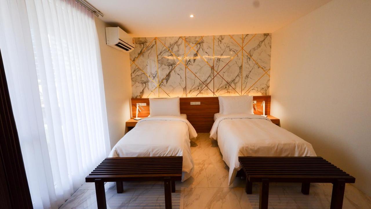 Pinnacle Dream Bangkok Bagian luar foto